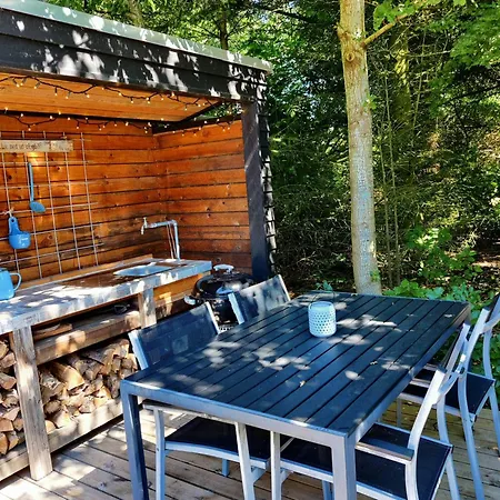 Near With Wilderness Bath * Sindrup