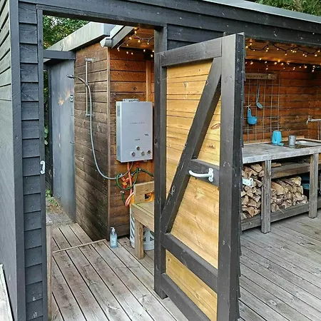 Near With Wilderness Bath * Sindrup
