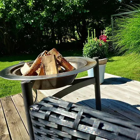 Near With Wilderness Bath * Sindrup