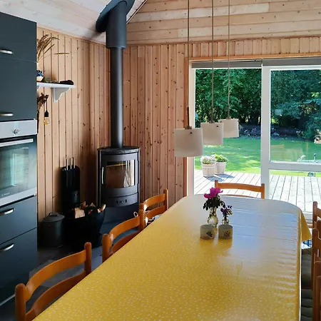 Near With Wilderness Bath