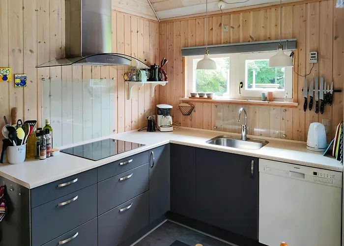 Дом отдыха Near With Wilderness Bath Sindrup